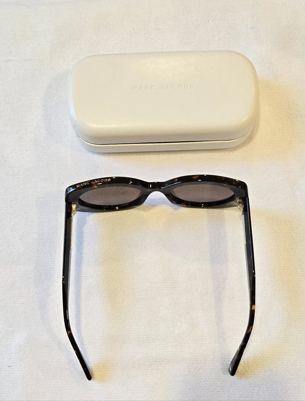 Marc Jacobs Authentic NWOT Tortoiseshell Sunglasses w/Dark Brown Gradient Lenses
